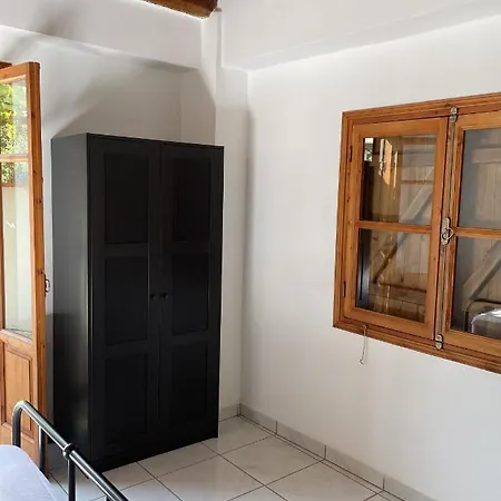 Holiday home Traditional House In Louvaras Village Limassol